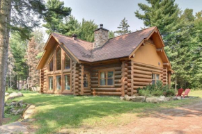 Family fun private outdoor hot tub